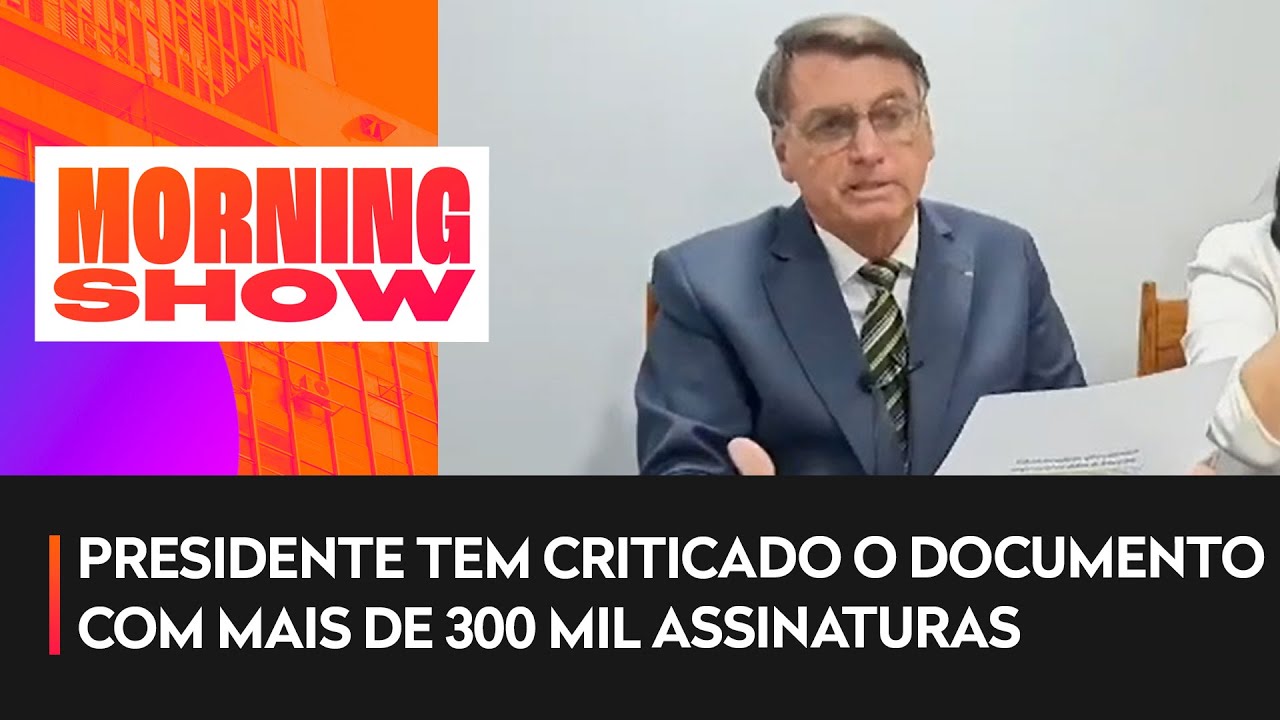 Bolsonaro assina próprio manifesto pela democracia