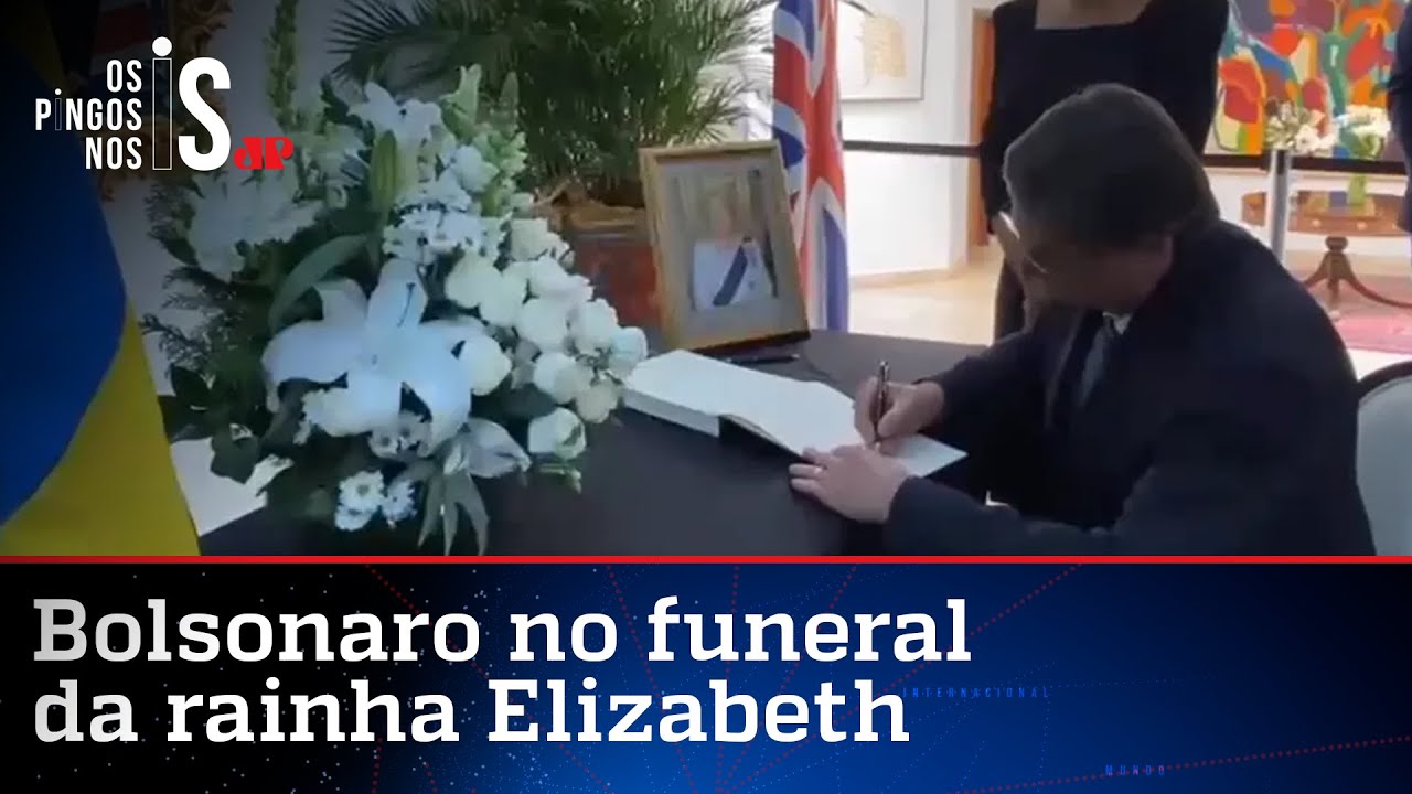 Antes de ir a funeral, Bolsonaro assina condolências para rainha Elizabeth II