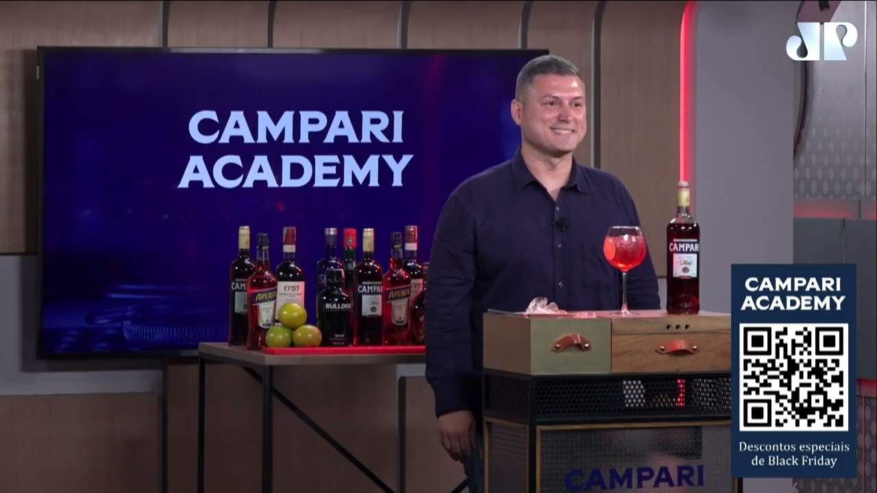 Aprenda a fazer um delicioso Campari Tonic com a Campari Academy