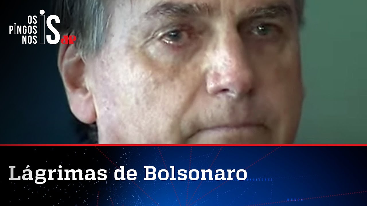 Bolsonaro chora durante evento militar em Brasília