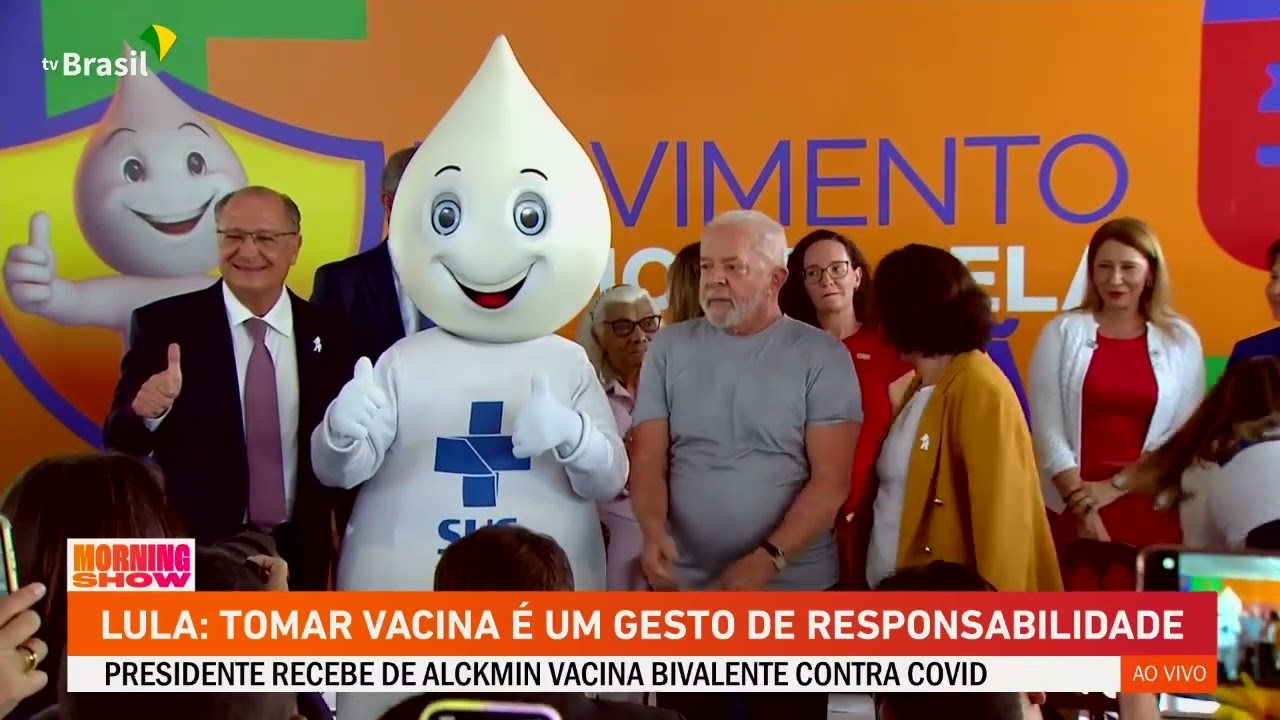 Presidente Lula recebe vacina bivalente da Covid-19 de Geraldo Alckmin